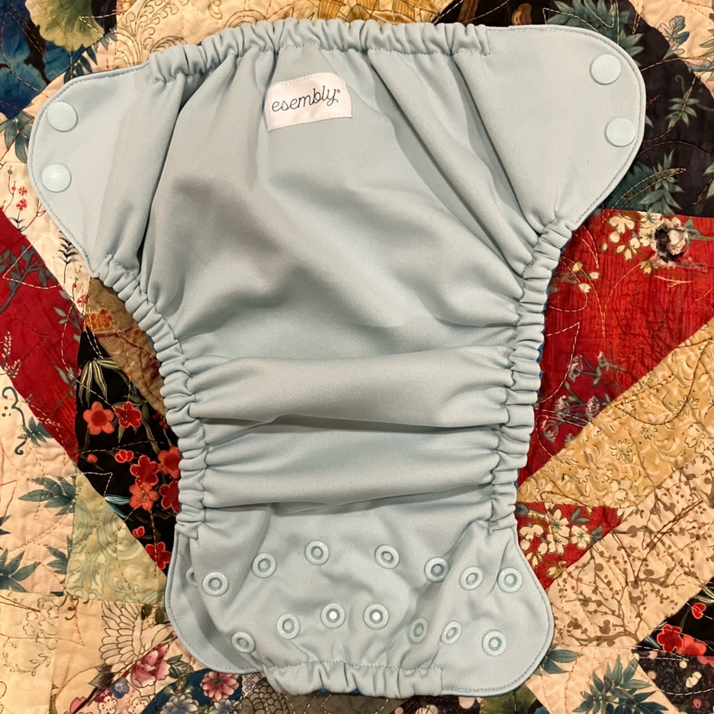 Esembly water-resistant diaper cover